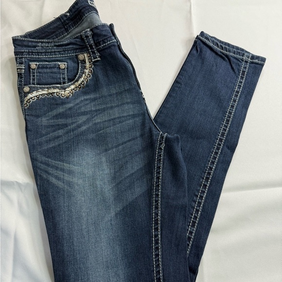 Grace in LA Blue Straight Leg Jeans with Chevron Embroidery - Picture 4 of 10